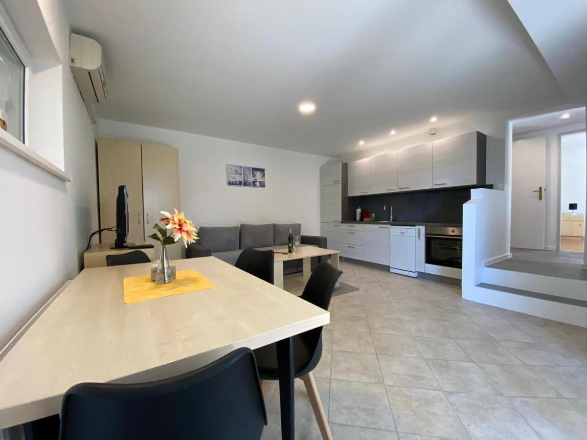 Apartment Bianca Premantura Istrien エクステリア 写真